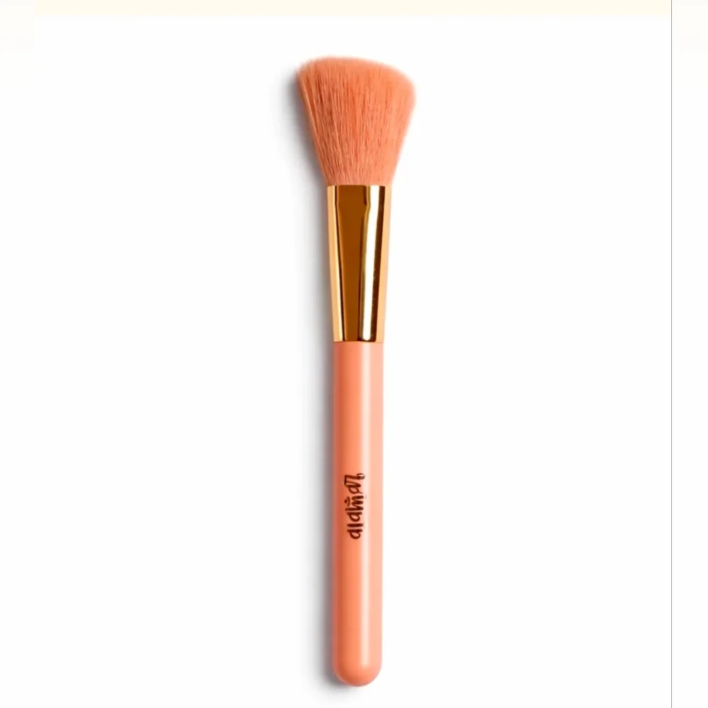Alamar Cheek Perfecting Brush